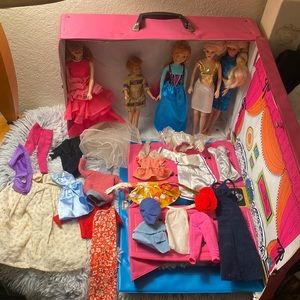 Vintage Mattel BARBIE Doll Lot Case and Clothing Skipper